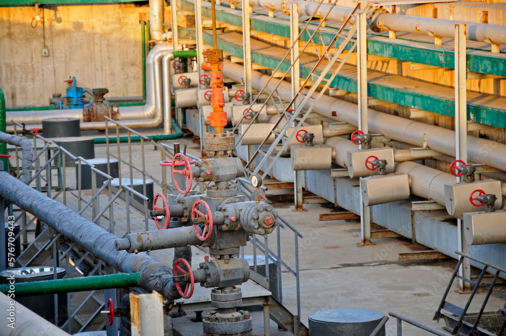 Petrochemical plant equipment pipes and valves Petrochemical plant equipment pipes and valves
