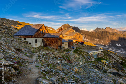 Konstfotografi A mountain hut Defreggerhaus in High Tauern national park in Austria