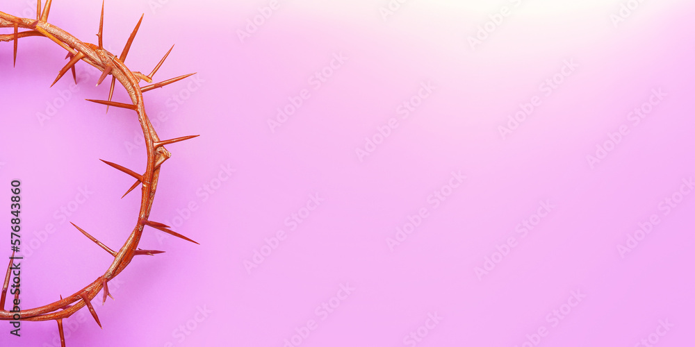 Obraz premium Crown of thorns on lilac background with space for text. Good Friday concept