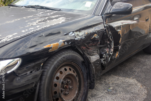 Driver side accident damage © InversedSlayer