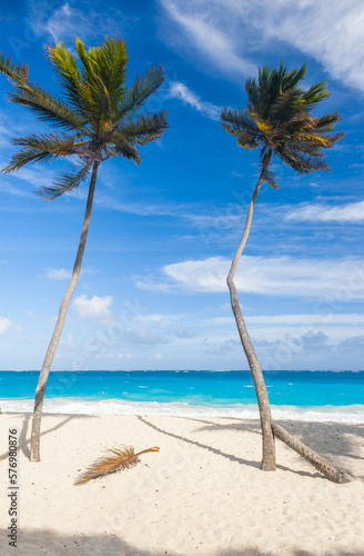 Bottom Bay beach in Barbados © Fyle