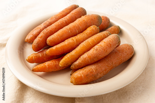 Sweet and crunchy small snack carrots