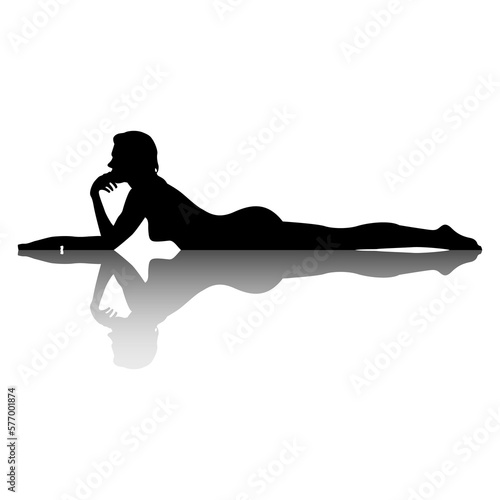 Silueta aislada de mujer desnuda acostada boca abajo con sombra o reflejo en el suelo