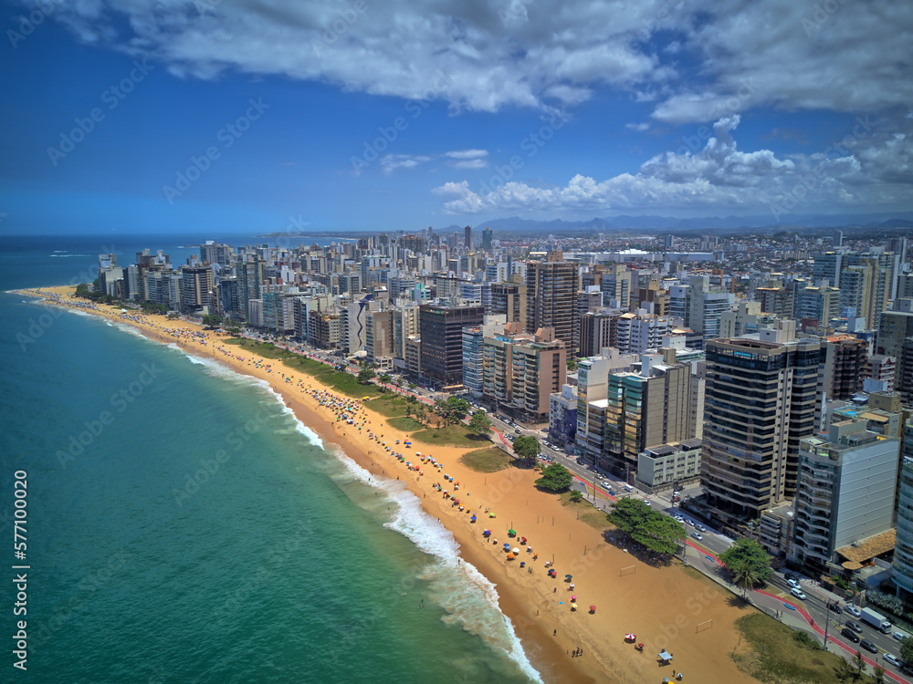 Praia da Costa - Vila Velha - Espírito Santo - Brasil. Visão aérea em um dia ensolarado. Praia da Costa - Vila Velha - Espírito Santo - Brasil. Visão aérea em um dia ensolarado.