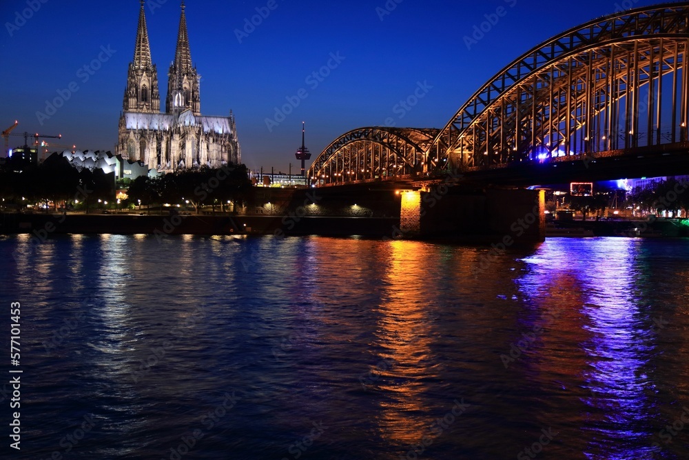 Fototapeta premium Cologne city night, Germany