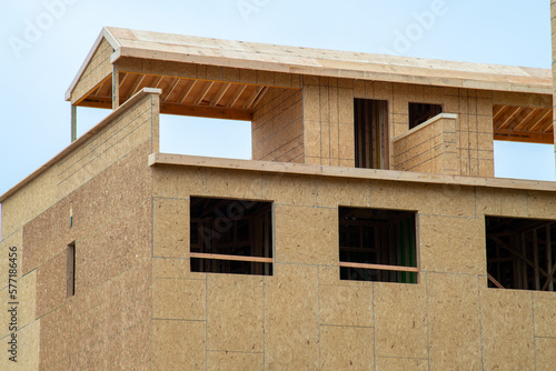 walls of a new plywood house © Victor