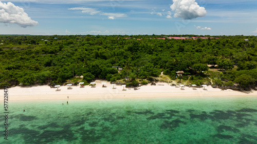 Fototapeta Naklejka Na Ścianę i Meble -  Tropical sandy beach and blue sea. Bantayan island, Philippines.