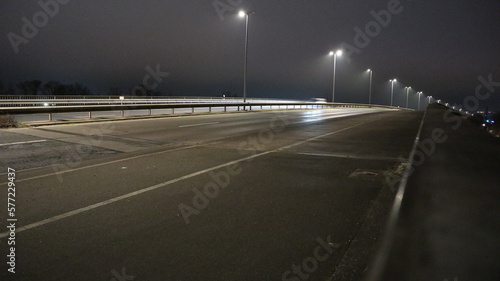 Bahnhof Straße Hochstraße Nacht