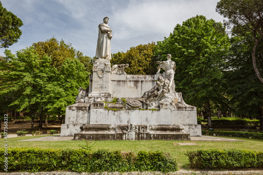 Monument to Francesco Petrarca on the lawn walk inside of Public park Arezzo. Built in 1928, it is the largest marble complex dedicated to Francesco Petrarca