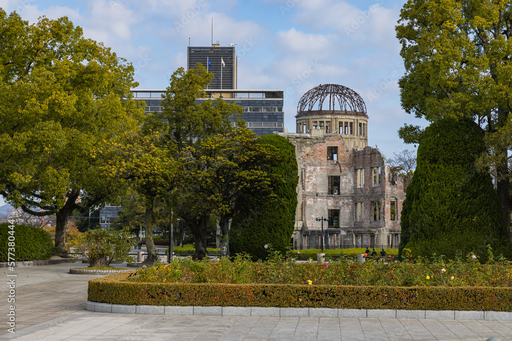 日本　広島県広島市にある広島平和記念碑の原爆ドーム