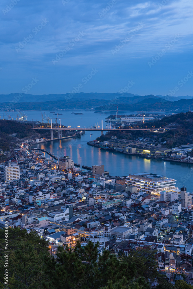 日本　広島県尾道市の千光寺頂上展望台から見える尾道水道と尾道大橋と尾道の街並み