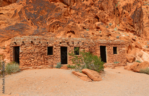 The cabins - Valley of Fire State Park, Nevada