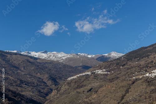 Blick in die Berge der Sierra Nevada, Naturschutzgebiet in  Andalusien, Spanien  © manza