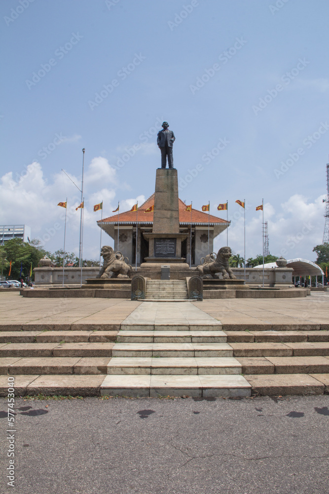 Fototapeta premium Beautiful view of the Independence Memorial Hall in Colombo, Sri Lanka