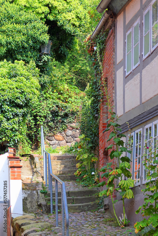 in den hübschen Gassen von Lauenburg an der Elbe