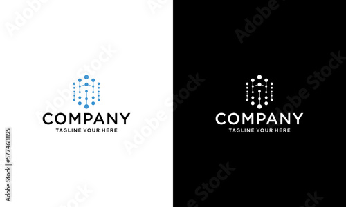 Letter W hexagon, molecules rounded geometric symbol simple logo vector, on a black and white background.