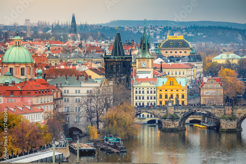 Obraz na płótnie Above Prague old town, Charles bridge and river Vltava at dawn, Czech Republic w salonie