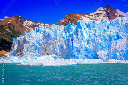 Dramatic Perito Moreno Glacier and lake, Lake Argentina, Patagonia, El Calafate