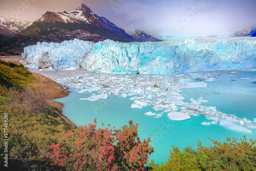 Dramatic Perito Moreno Glacier and lake, Lake Argentina, Patagonia, El Calafate