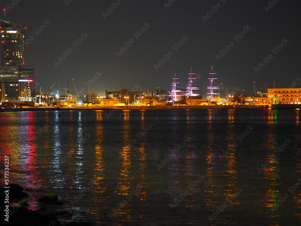 noc nad morzem w Gdyni