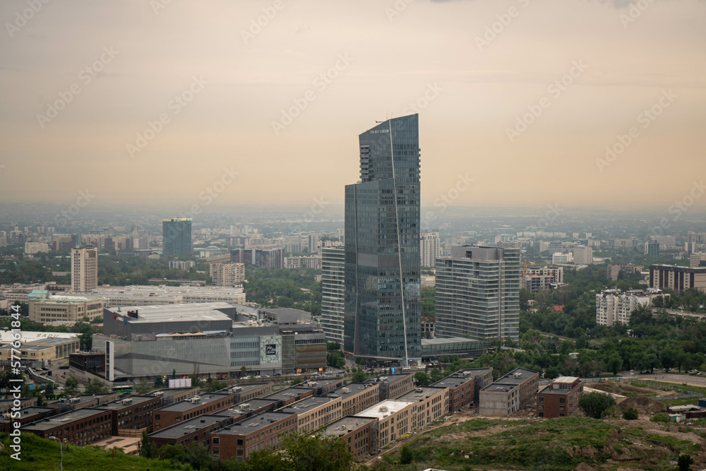 Fototapeta premium view of downtown city