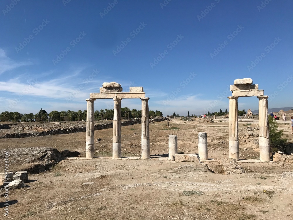 Fototapeta premium Hierapol is an ancient city, the ruins of which are located 17 km from the Turkish city of Denizli.