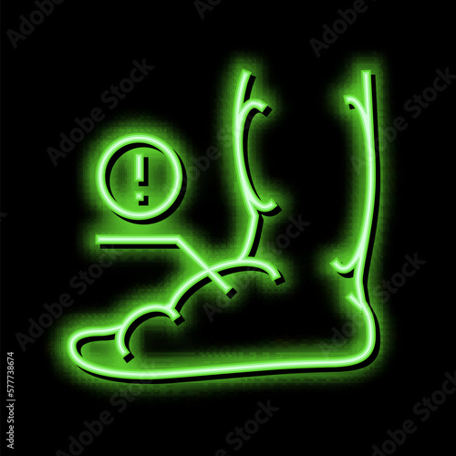 leg edema critical leg health problem neon glow icon illustration