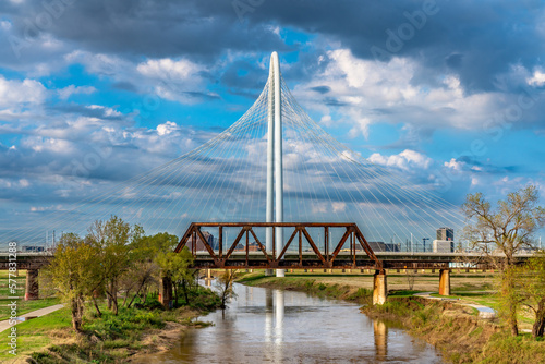 Margaret Hunt-Hill Bridge + Train Bridge, Dallas, TX © MansfieldPhoto.com
