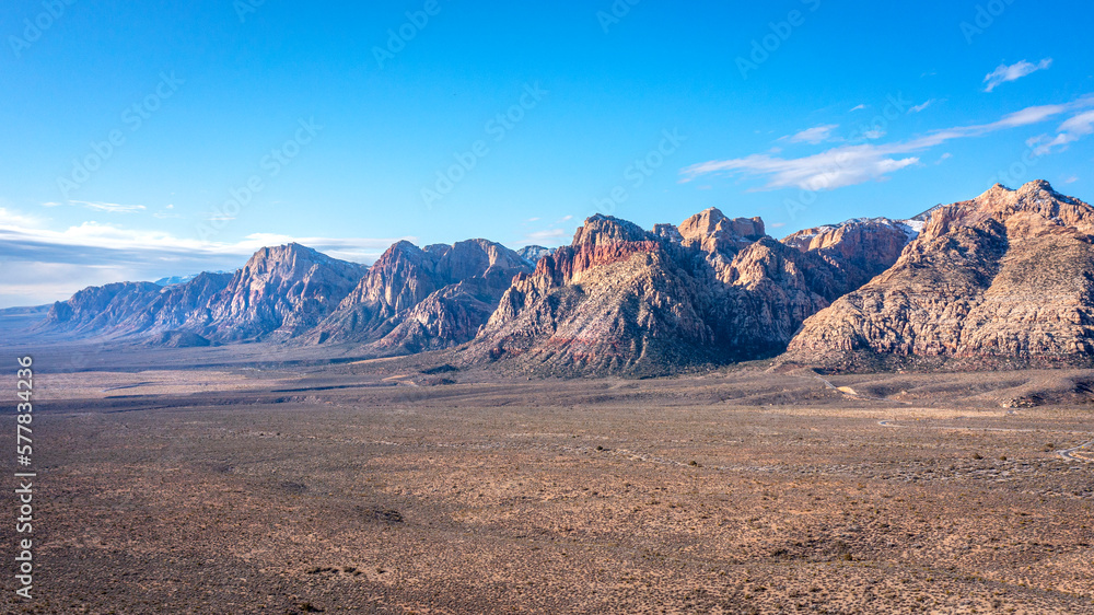 Naklejka premium Panoramic Details of Red Rock Canyon’s Rugged Terrain