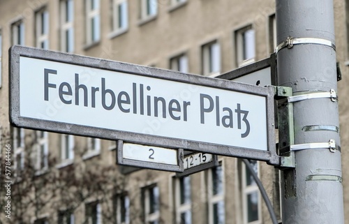Straßenschild Fehrbelliner Platz Berlin Wilmersdorf © philipk76
