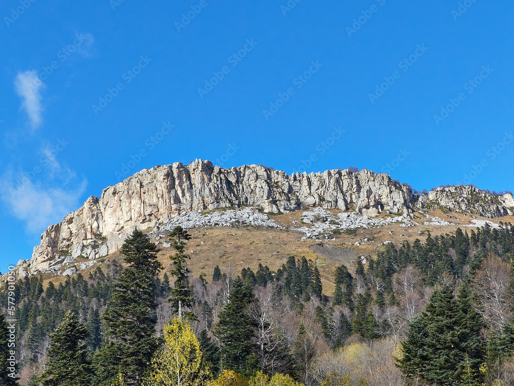 Fototapeta premium Autumn in the mountains. Rocky Mountains.