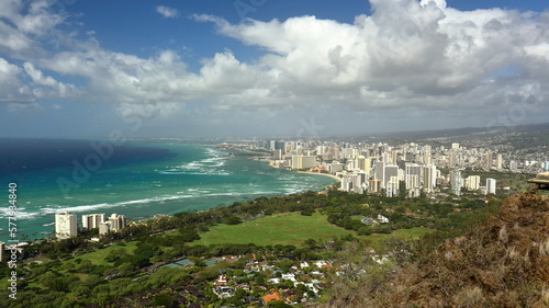Scenic view overlooking Waikiki and the Kapi'olani Regional Park, from Diamond Head, Honolulu, Hawaii. © Simon