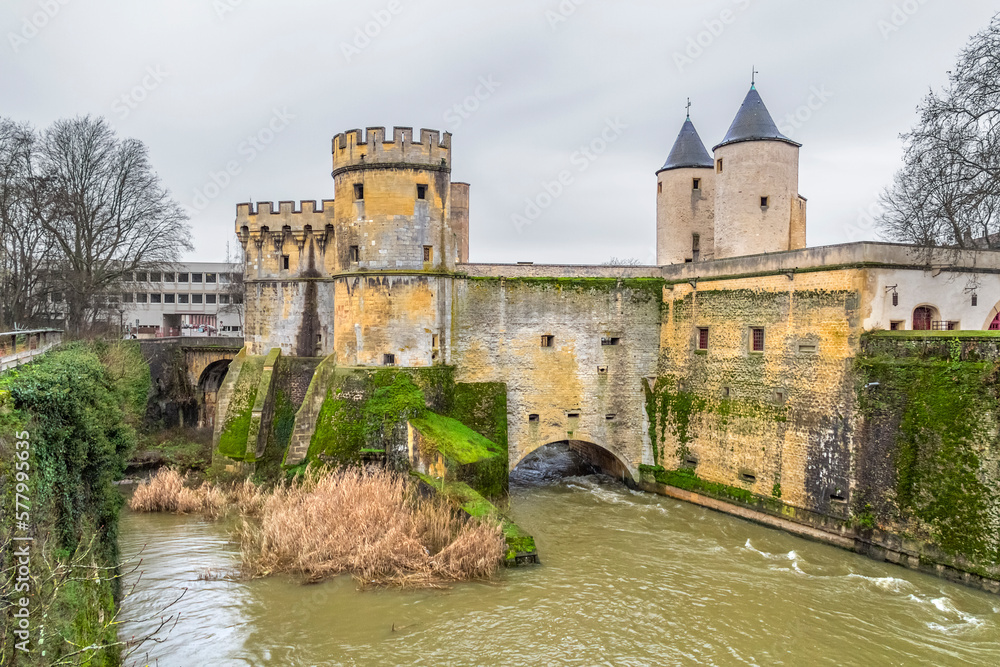 Germans Gate in Metz