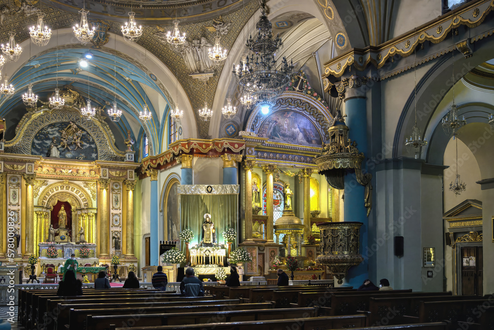 Basilica and Convent of Santo Domingo or Convent of the Holy Rosary, Altar, Lima, Peru