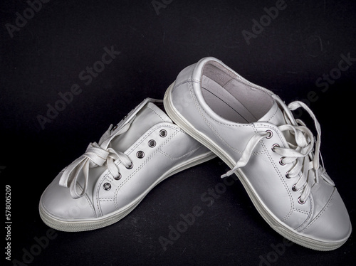 Stock leather sneakers with soles without logo. new style for women. white 2
