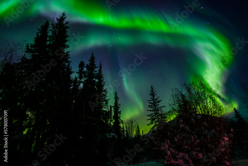 Aurora in Wisemen, Alaska © Feng