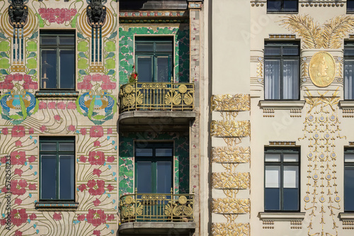 Bild auf Leinwand Examples of richly decoraterd art nouveau facades in Vienna, Austria