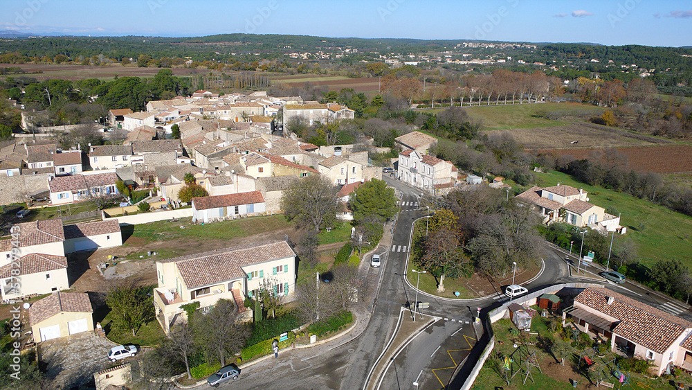 Photo aérienne Saturargues Hérault, village près de Lunel, vue aérienne  village de Saturargues, Artenseo, Languedoc Roussillon France