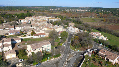 Photo aérienne Saturargues Hérault, village près de Lunel, vue aérienne village de Saturargues, Artenseo, Languedoc Roussillon France