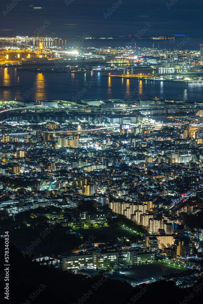 Naklejka premium 日本 兵庫県神戸市の六甲山天覧台から眺める神戸市街とポートアイランドの夜景