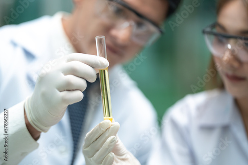 Pharmaceutical factory woma...