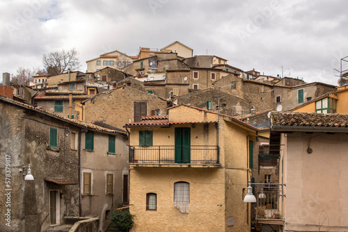 View of the houses of the town of Subiaco, near Rome, in Italy. Classic Italian village built in the mountains. © Stefano Tammaro