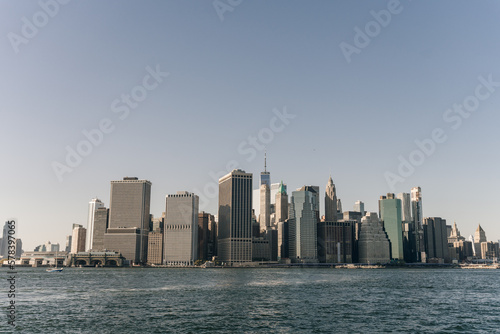 New York city Manhattan skyline seen from Brooklyn waterfront © IBRESTER