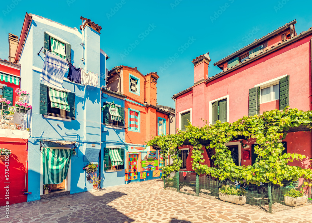 Fototapeta premium Colorful painted houses on Burano island near Venice, Italy
