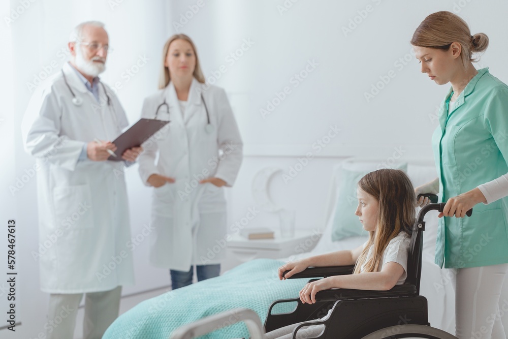 Obraz premium Girl on a wheelchair