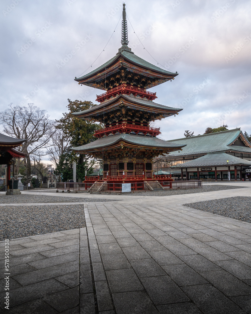 Naklejka premium 千葉県成田市 早朝の成田山新勝寺