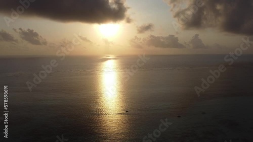 Sunrise over the ocean Africa Tanzania Blue Lagune Seychelles Malediven 