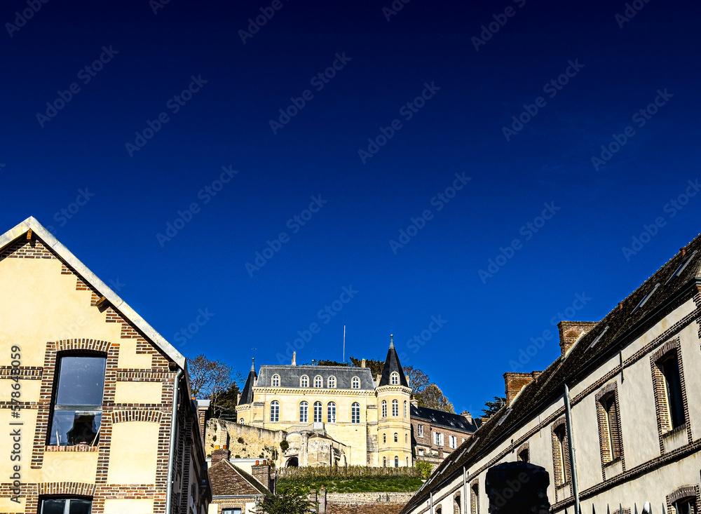 Naklejka premium Street view of old village Dreux in France