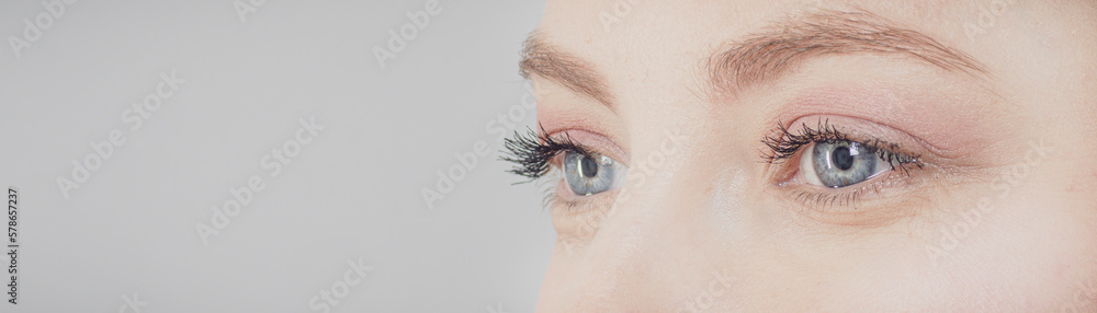Fototapeta premium close-up of blue eyes