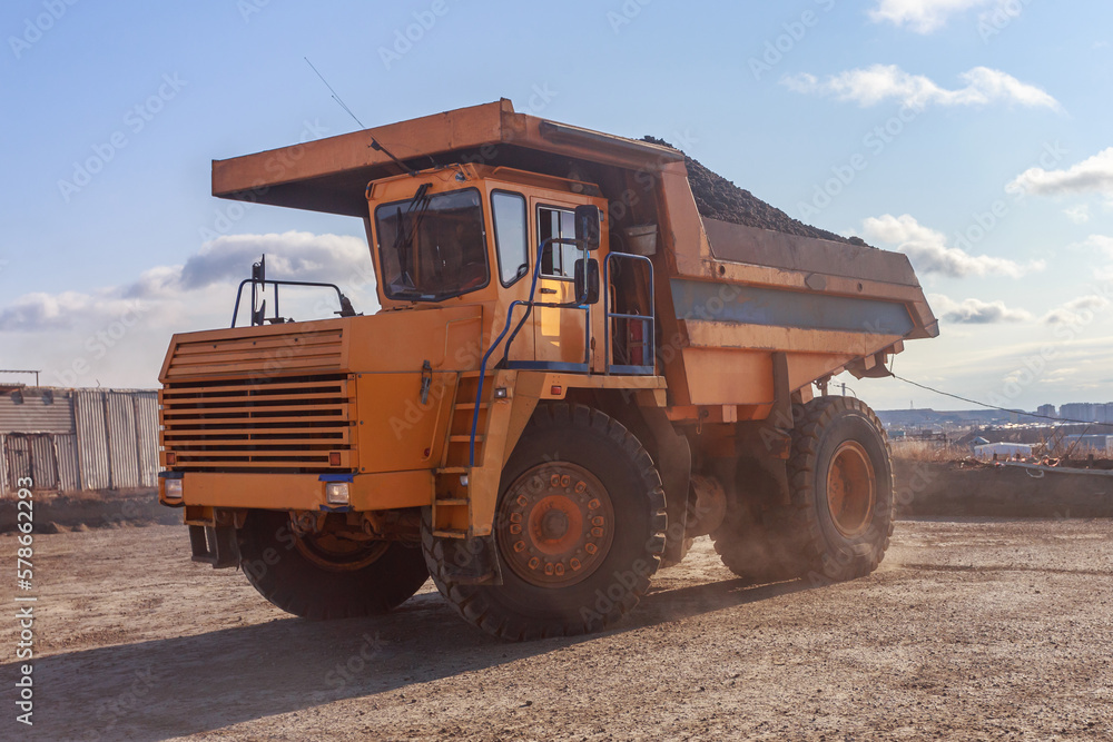 Big dump truck with kimberlite ore. Big dump truck with kimberlite ore.